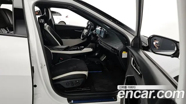 Kia EV6 2024 Белый из Кореи, фото 2