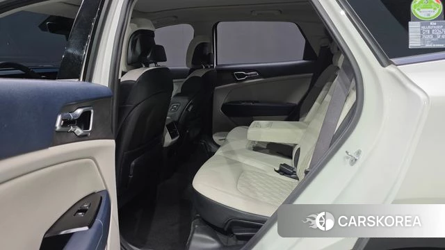 Kia Sportage 5th Generation 2022 Белый из Кореи, фото 2