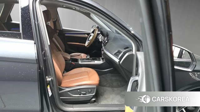 Audi Q5 (FY) 2021 Серый из Кореи, фото 2