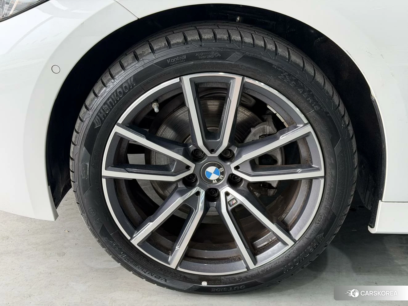 BMW 3 series 2022 Белый из Китая, фото 2