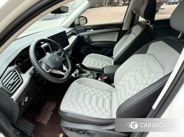 Volkswagen Tanyue 2023 Белый из Китая, фото 2