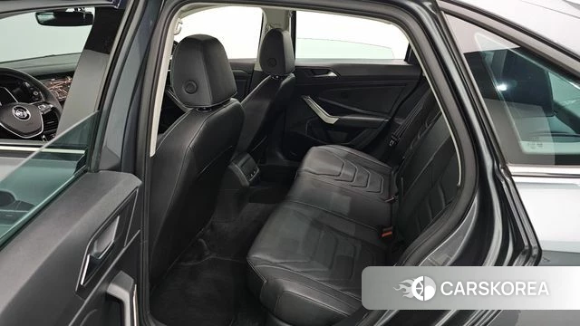 Volkswagen 7th Generation of Jetta 2021 Серый из Кореи, фото 2