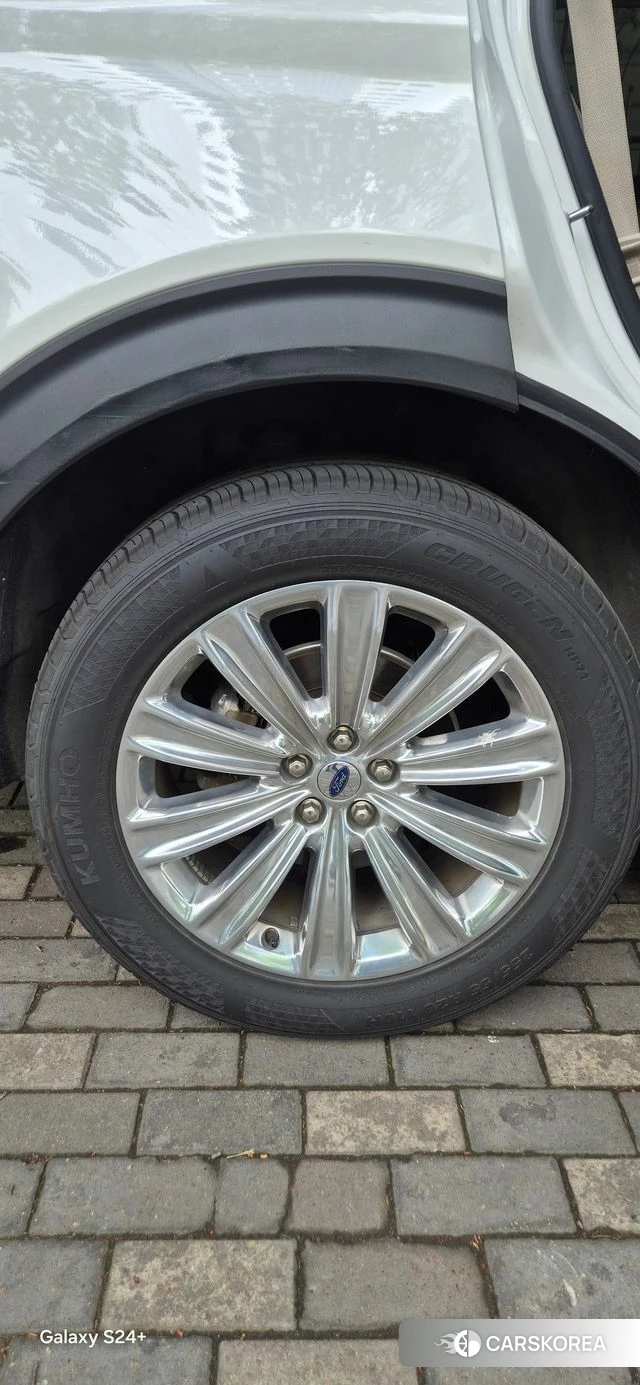 Ford Explorer 6th Generation 2020 Белый из Кореи, фото 2