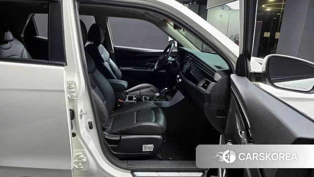 Ssangyong Beautiful Korando 2022 Белый из Кореи, фото 2