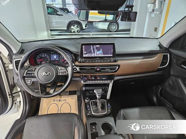Kia Seltos 2021 Белый из Кореи, фото 2