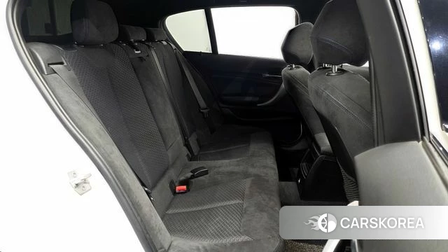 BMW 1 Series (F20) 2018 Белый из Кореи, фото 2