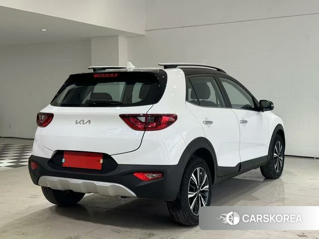 Kia Yi Ran 2022 Белый из Китая, фото 2