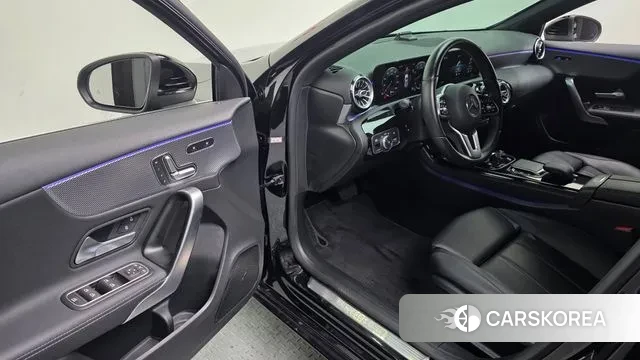 Mercedes-Benz A-Class W177 2021 Черный из Кореи, фото 2