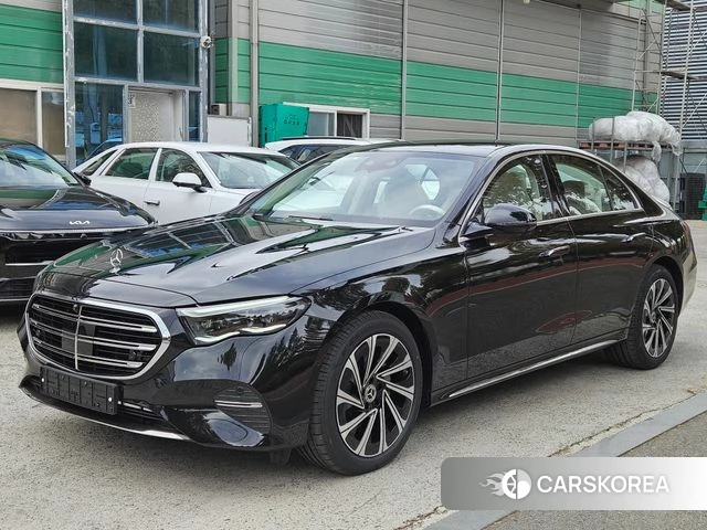 Mercedes-Benz E-Class W214 2025 Черный из Кореи, фото 2