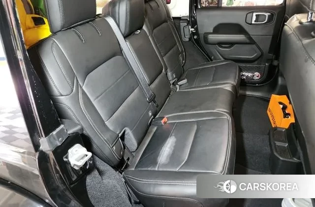 Jeep Wrangler (JL) 2023 Черный из Кореи, фото 2