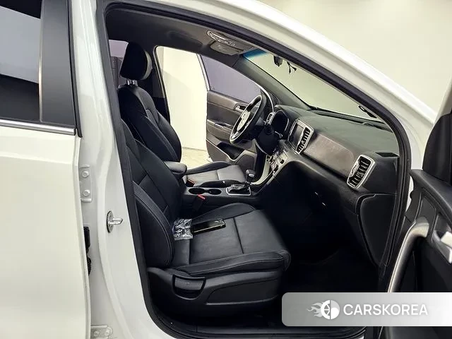 Kia Sportage 4th Generation 2018 Белый из Кореи, фото 2