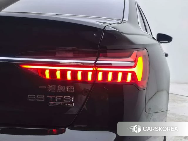 Audi A6L 2023 Черный из Китая, фото 2