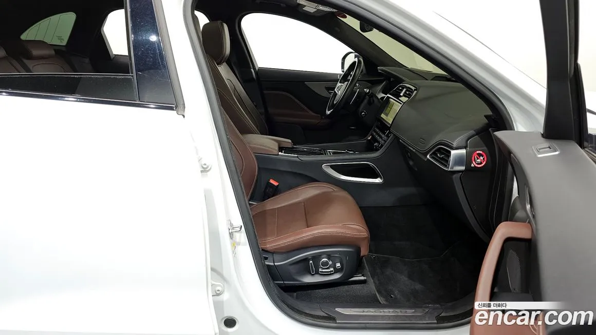 Jaguar F-PACE id 2140341 из Кореи 2