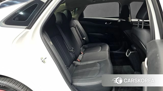 Kia K5 3rd generation 2022 Белый из Кореи, фото 2