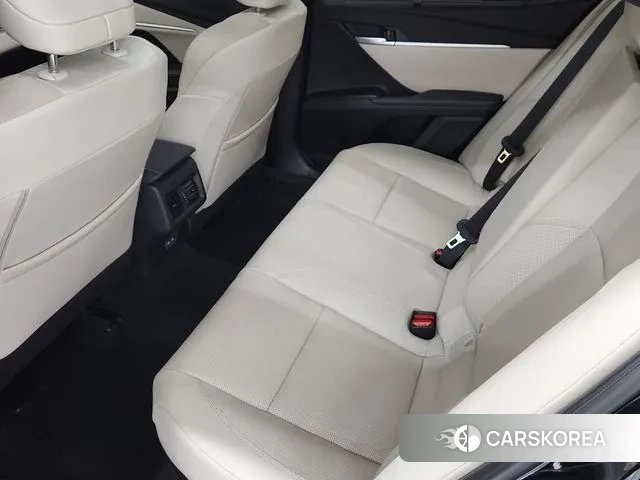 Toyota Camry (XV80) 2025 Черный из Кореи, фото 2