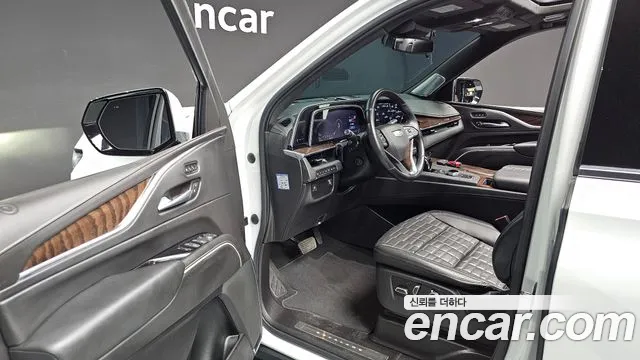 Cadillac Escalade 5th Generation 2021 Белый из Кореи, фото 2