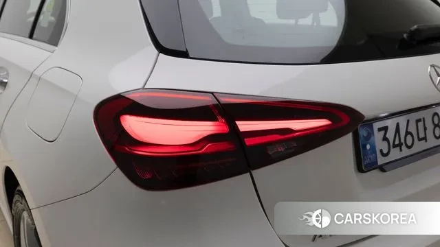 Mercedes-Benz A-Class W177 2024 Белый из Кореи, фото 2