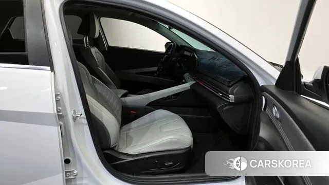 Hyundai Avante (CN7) 2023 Белый из Кореи, фото 2