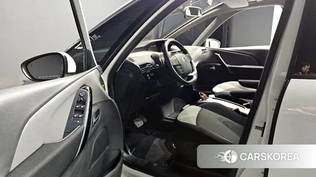 Citroen / DS Grand C4 Spacetourer 2018 Белый из Кореи, фото 2