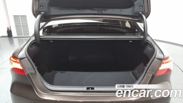 Toyota Camry (XV70) id 2660219 из Кореи 2