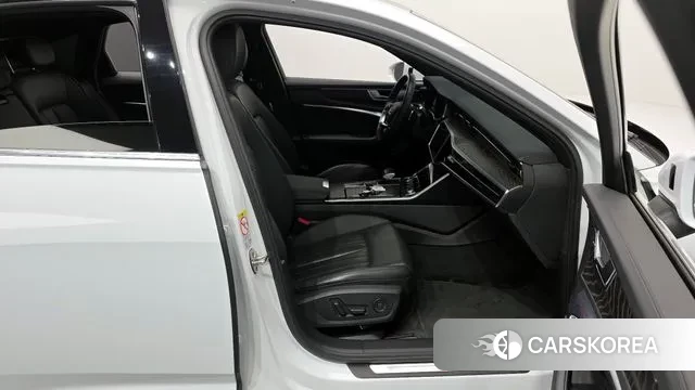 Audi A6 (C8) 2021 Белый из Кореи, фото 2