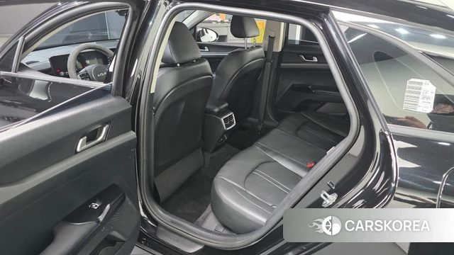 Kia The New K5 3rd generation 2024 Черный из Кореи, фото 2