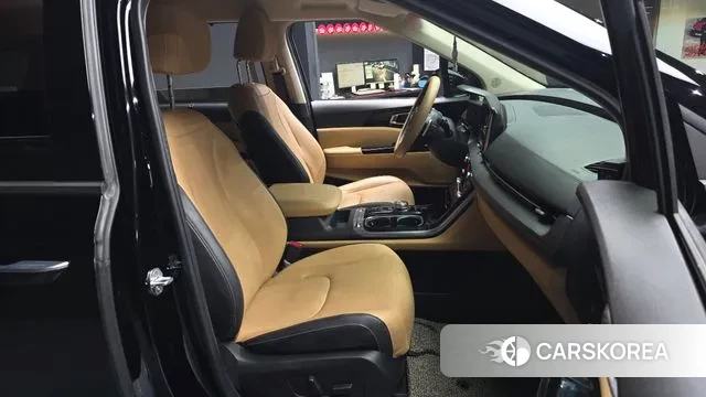 Kia Carnival 4th generation 2021 Черный из Кореи, фото 2