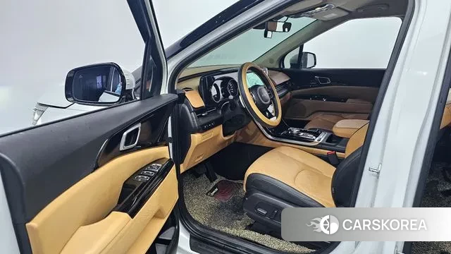 Kia Carnival 4th generation 2023 Белый из Кореи, фото 2