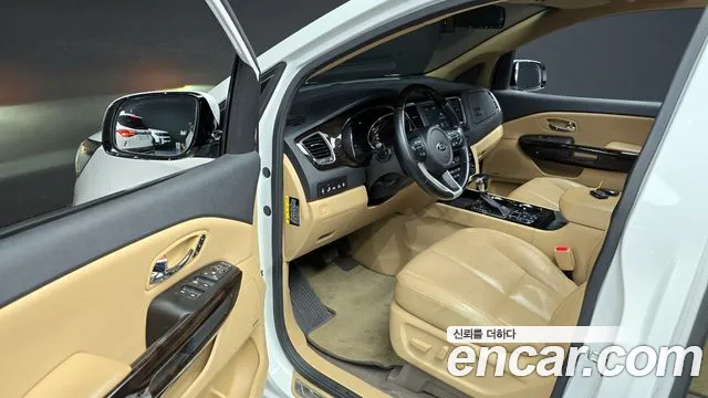 Kia The New Carnival 2018 Белый из Кореи, фото 2