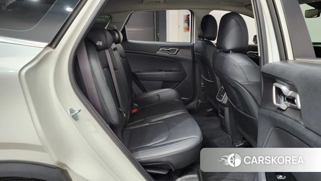 Kia Sportage 5th Generation 2023 Белый из Кореи, фото 2