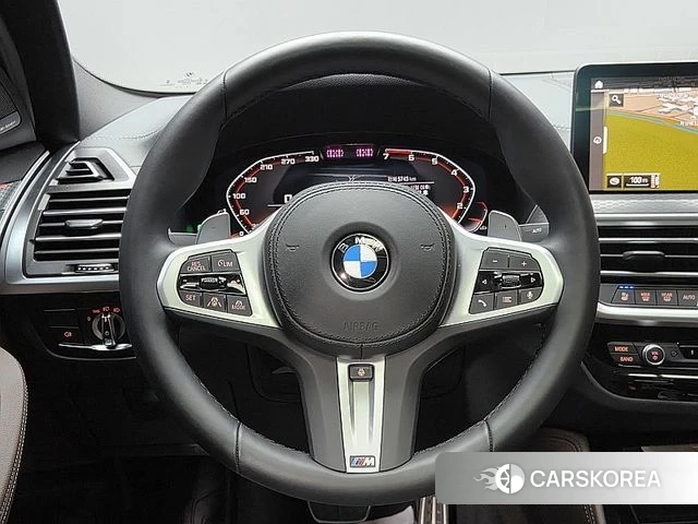 BMW X4 (G02) 2025 Черный из Кореи, фото 2