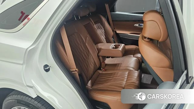 Genesis GV70 2024 Белый из Кореи, фото 2