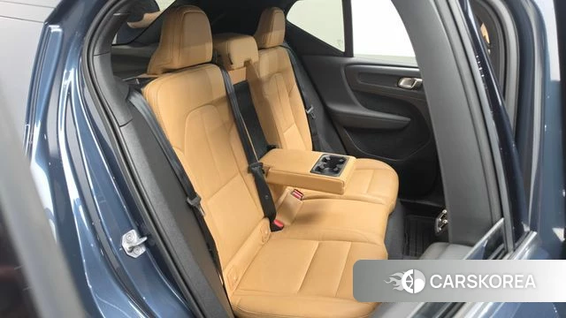 Volvo XC40 2021 Синий из Кореи, фото 2