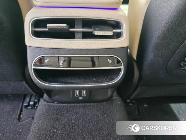Genesis GV70 2021 Белый из Кореи, фото 2
