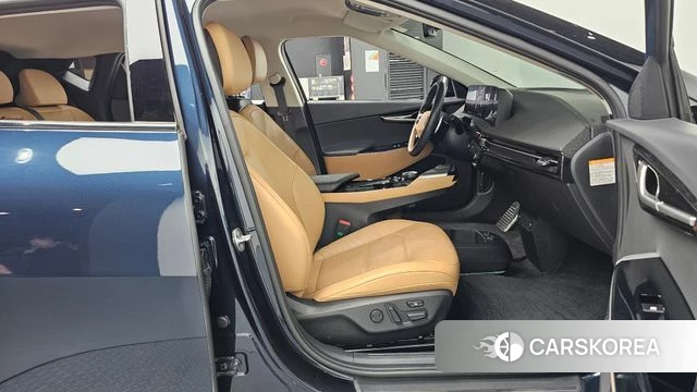 Kia EV6 2023 Синий из Кореи, фото 2