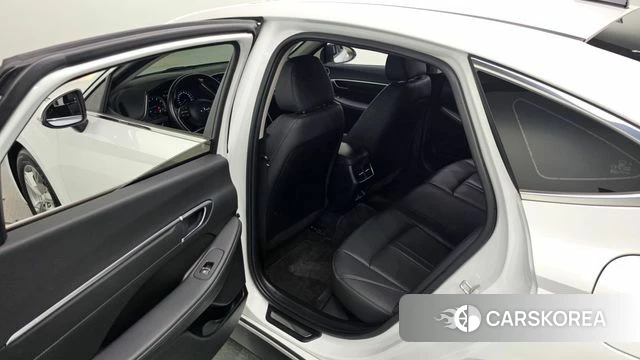 Hyundai Sonata (DN8) 2021 Белый из Кореи, фото 2