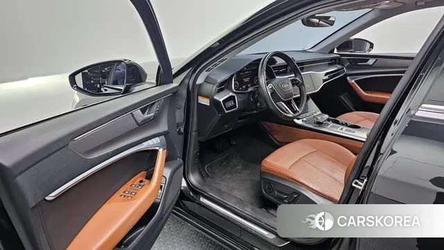 Audi A6 (C8) 2021 Черный из Кореи, фото 2