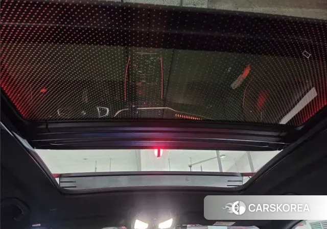 BMW X7 (G07) 2024 Песочный из Кореи, фото 2