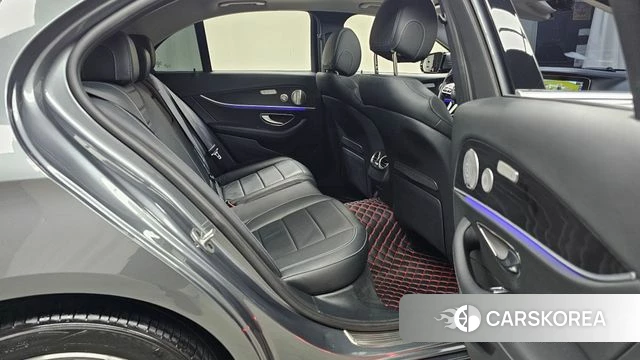 Mercedes-Benz E-Class W213 2019 Серый из Кореи, фото 2