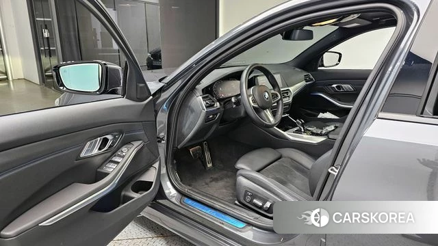 BMW 3 Series (G20) 2022 Серый из Кореи, фото 2