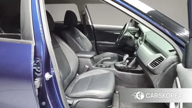 Kia Seltos 2022 Синий из Кореи, фото 2