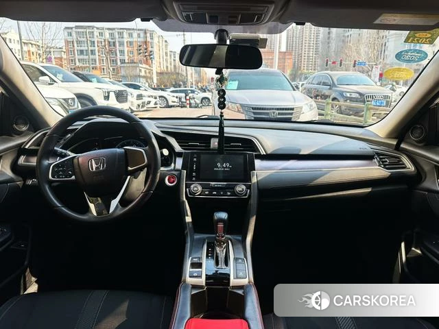 Honda Civic 2019 Белый из Китая, фото 2