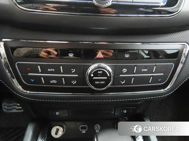 Ssangyong The New Rexton Sports Cannes 2021 Темно-зеленый из Кореи, фото 2