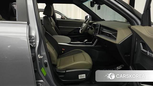 Ssangyong Torres 2022 Серебристо-серый из Кореи, фото 2