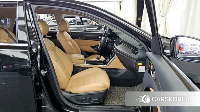 Kia K7 Premier Hybrid 2021 Черный из Кореи, фото 2