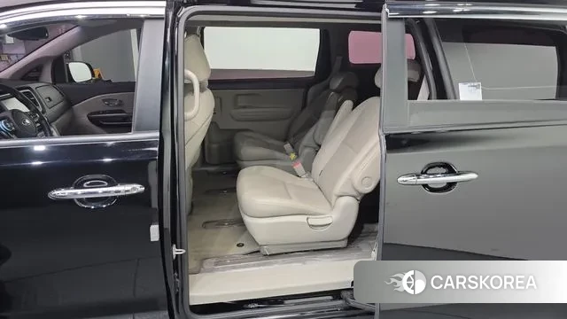 Kia The New Carnival 2018 Черный из Кореи, фото 2