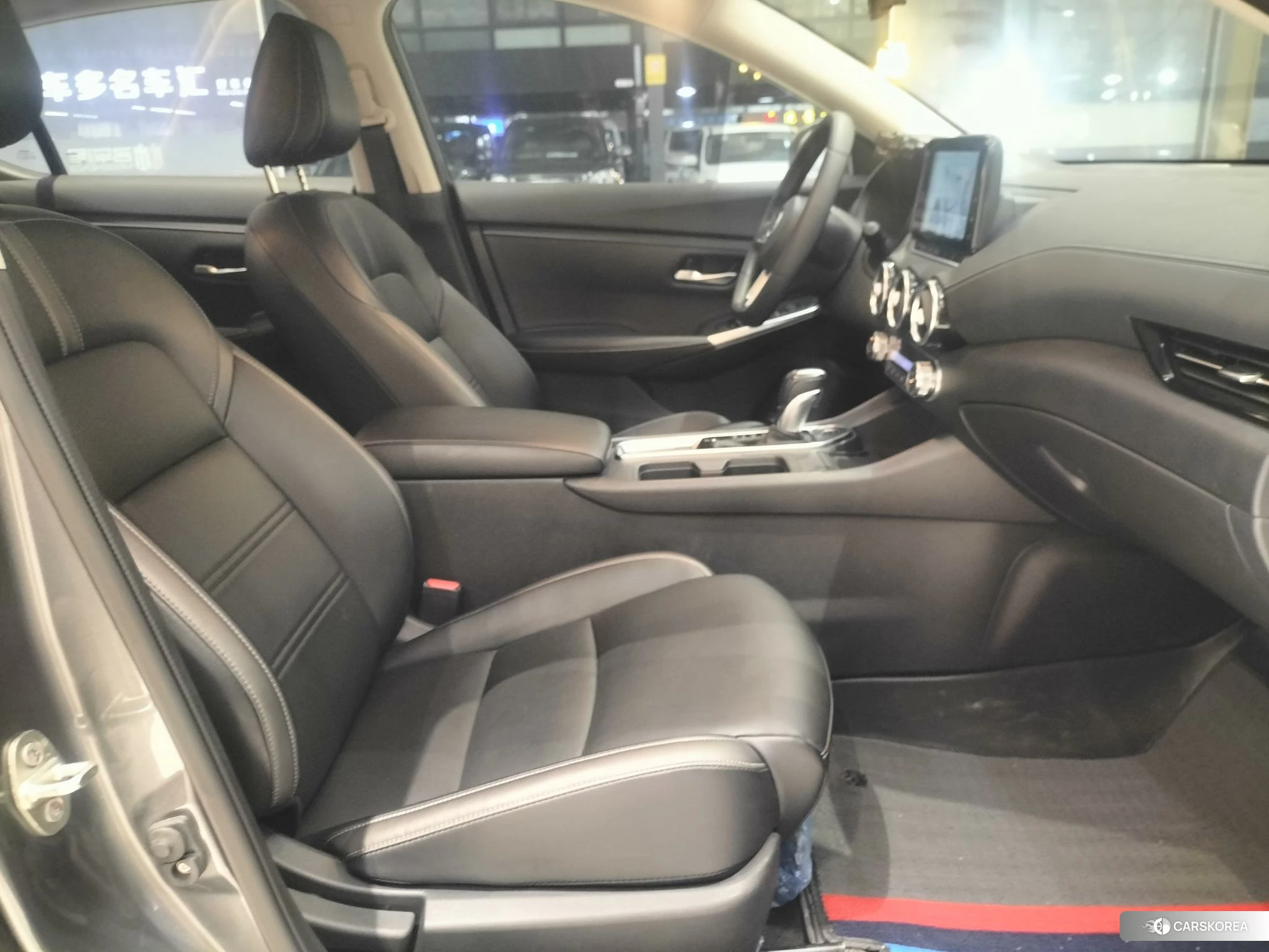 Nissan Xuan Yi 2021 Темно-серый из Китая, фото 2