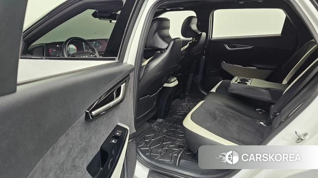 Kia EV6 2022 Белый из Кореи, фото 2