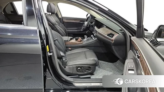 Genesis G90 2021 Черный из Кореи, фото 2