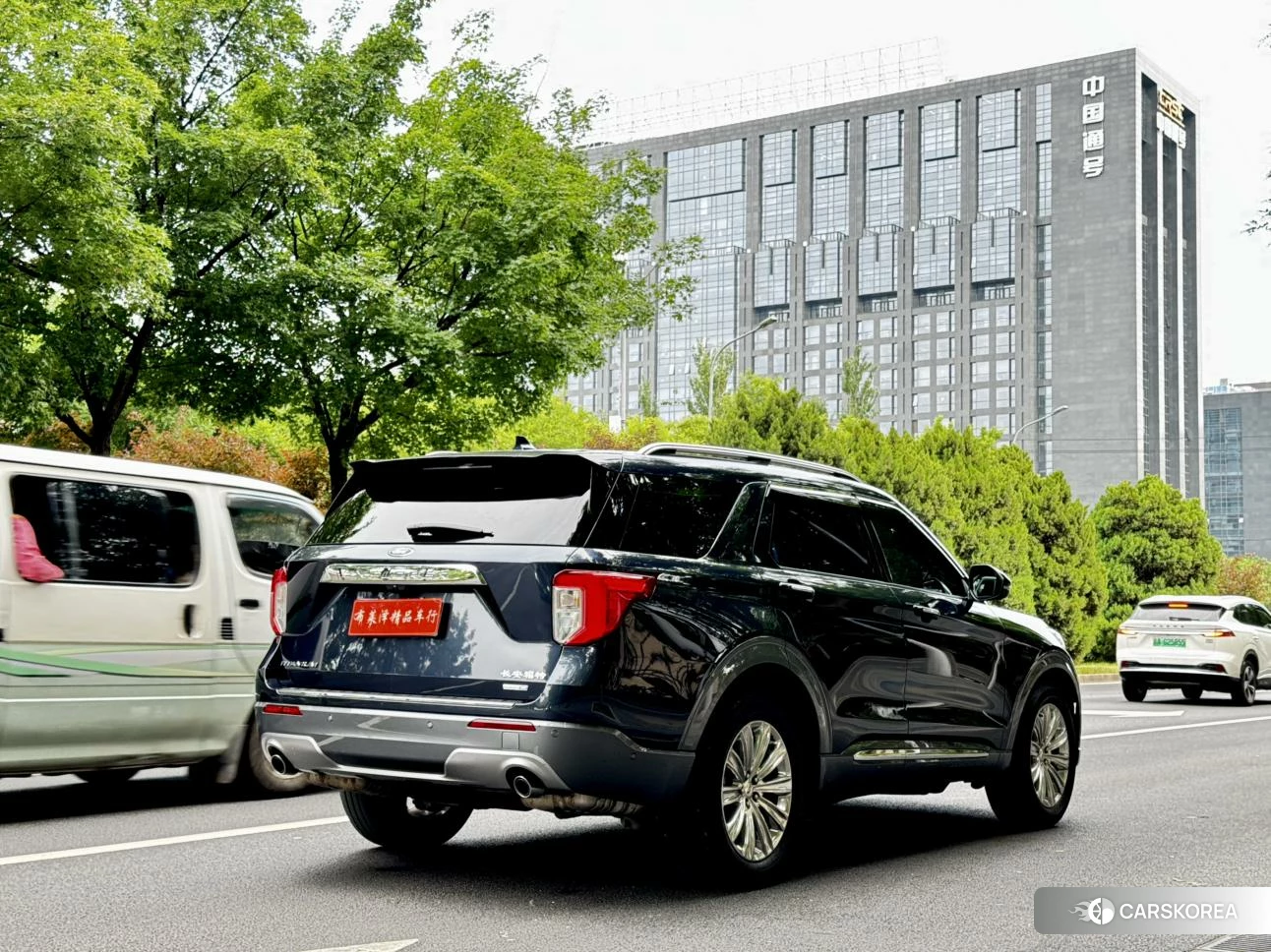 Ford Explorer 2020 Синий из Китая, фото 2